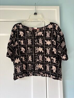 Vintage 90s Putumayo Novelty Whimsical Goth Animal Button Crop Top Rayon